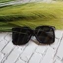  Anna Sunnies