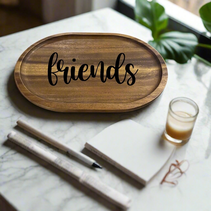 Solid Acacia Wood Oval "Friends" Engraved Decorative Plate – Rustic Kitchen & Home Décor