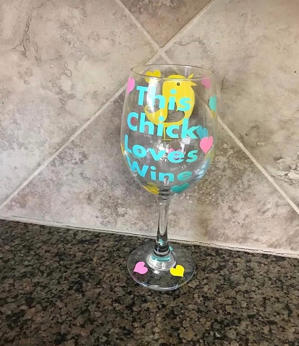 This chick loves wine Easter wine glasses 