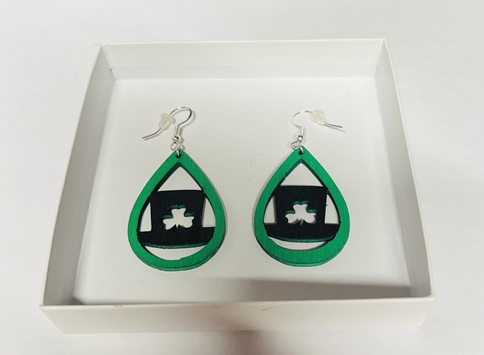 St Patrick’s day earrings green tear drops with black leprechaun hats and a shamrock 