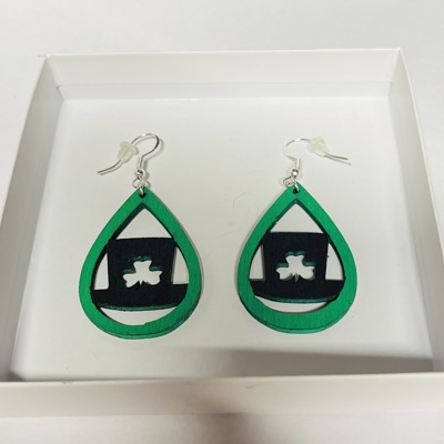 St Patrick’s day earrings green tear drops with black leprechaun hats and a shamrock 