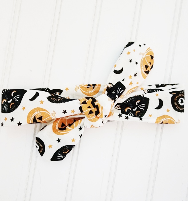 Knotted Headband - Owls and Pumpkins on White