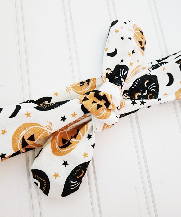 Knotted Headband - Owls and Pumpkins on White