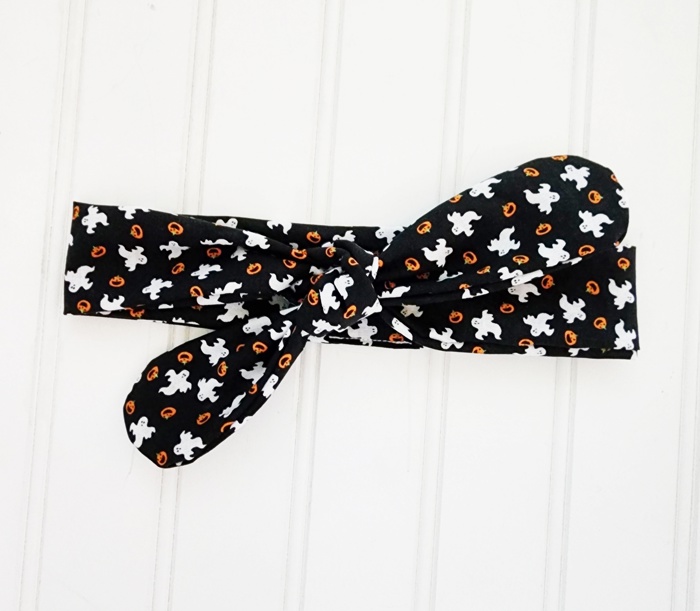 Knotted Headband - Ghosts and Pumpkins on Black