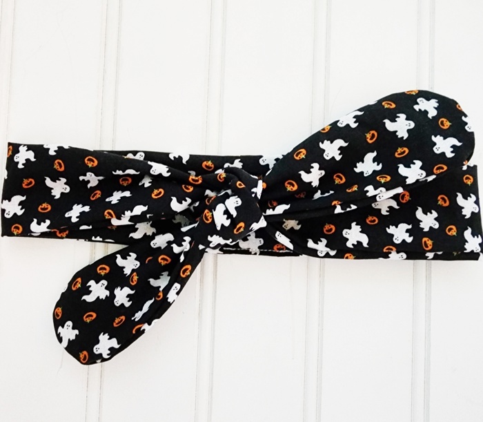 Knotted Headband - Ghosts and Pumpkins on Black