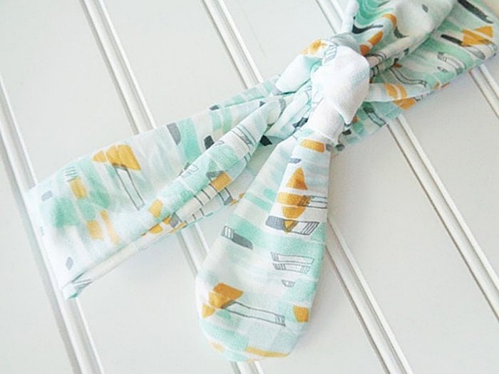 Donna Knotted Headband - Green and Yellow Mod Print