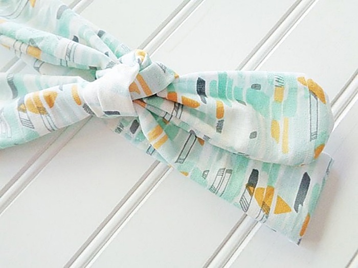 Donna Knotted Headband - Green and Yellow Mod Print