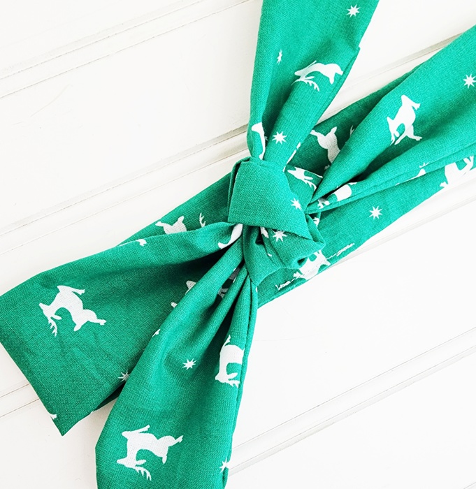 Donna Knotted Headband - Reindeer on Green