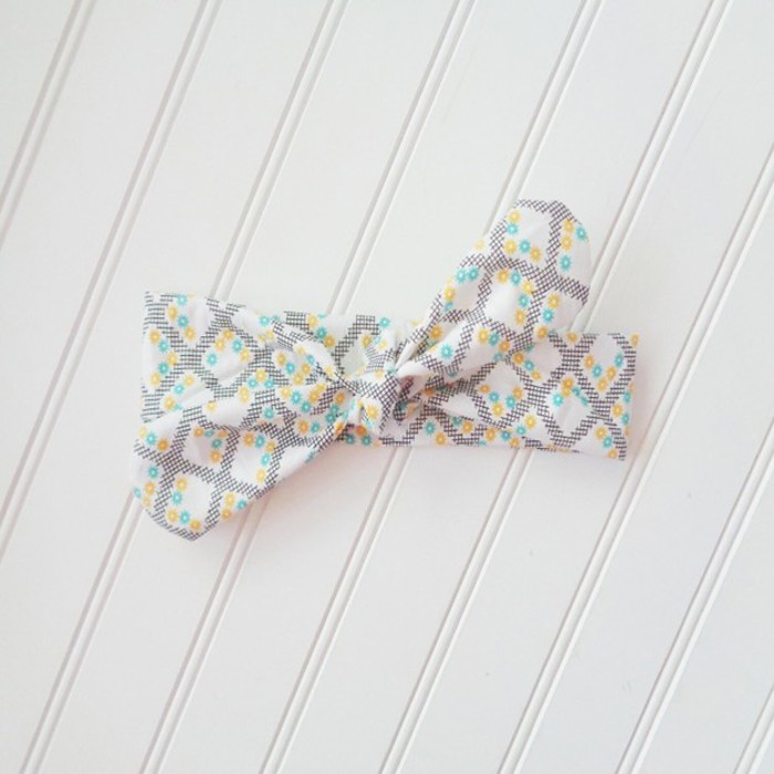 Donna Knotted Headband - Yellow and Aqua Flowers on White