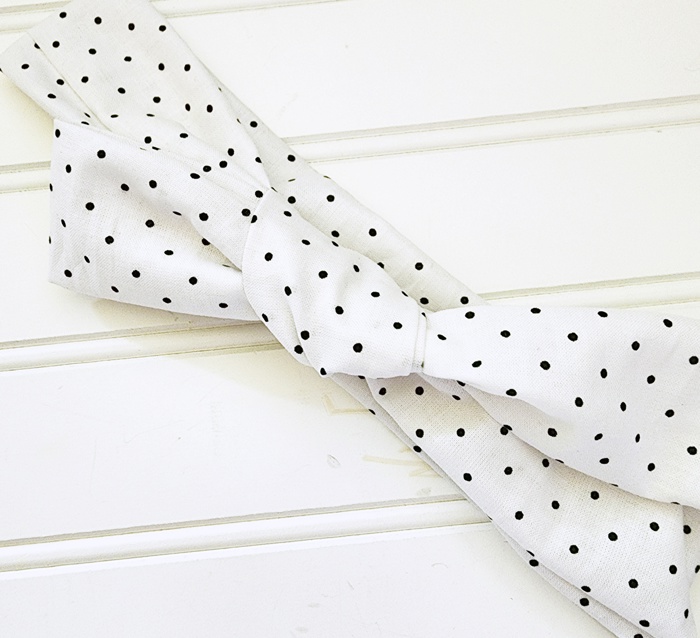 Emma Knotted Headband - Black Dots on White