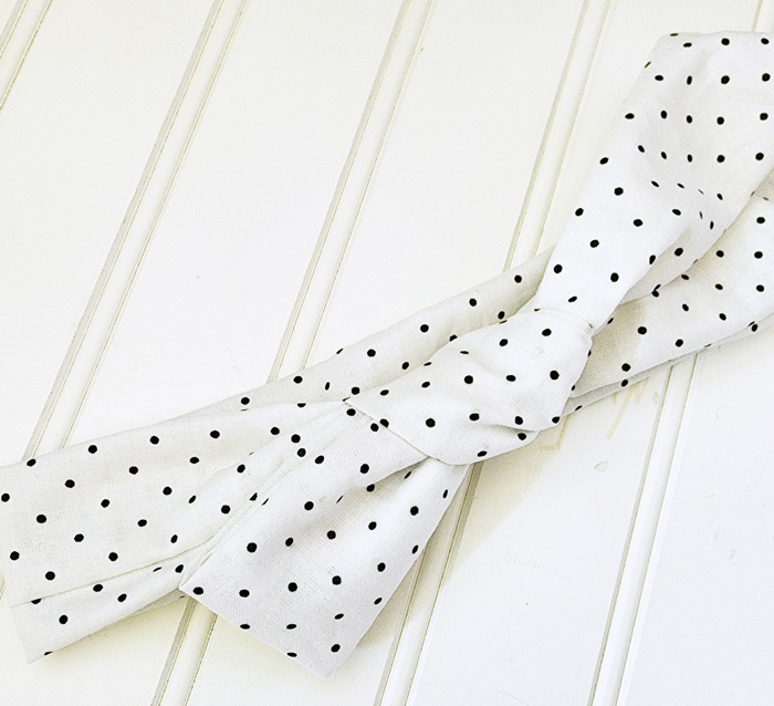 Emma Knotted Headband - Black Dots on White