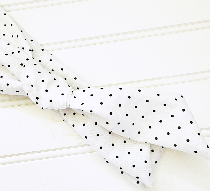 Emma Knotted Headband - Black Dots on White