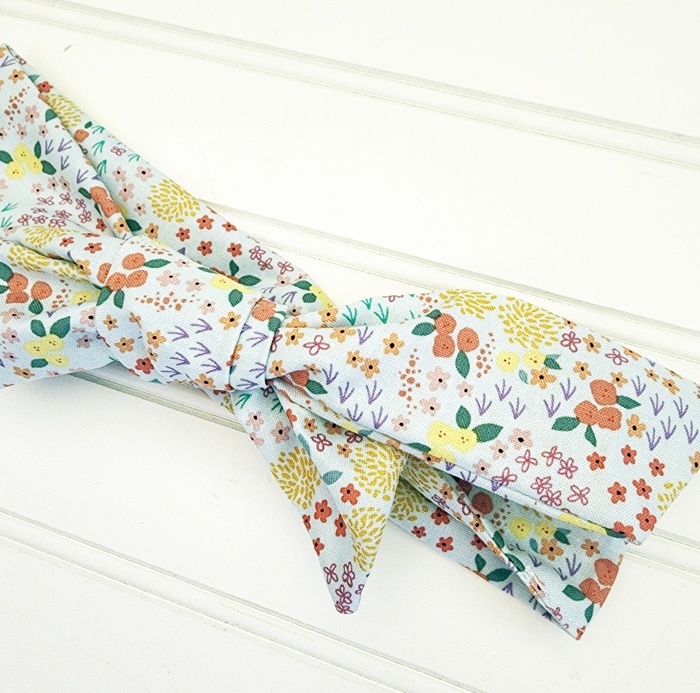 Emma Knotted Headband - Flower Meadow on Blue