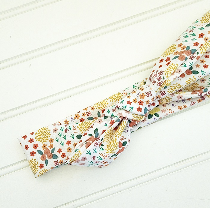 Emma Knotted Headband - Flower Meadow on White