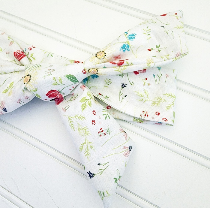 Emma Knotted Headband - Flowers on White