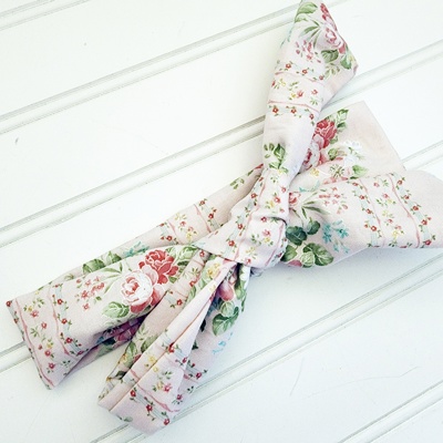 Emma Knotted Headband - Vintage Floral on Pink