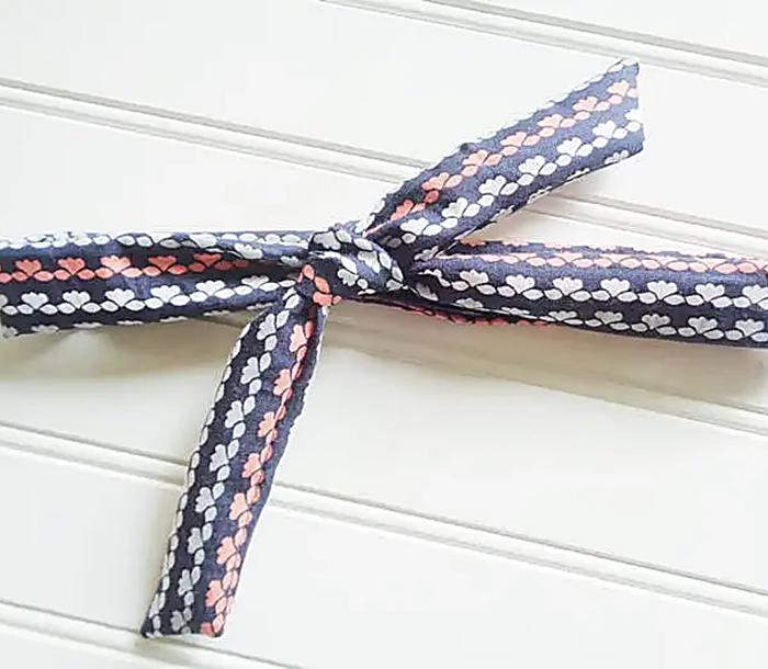 Lois Skinny Headband - Gray, White and Coral Stripes on Navy