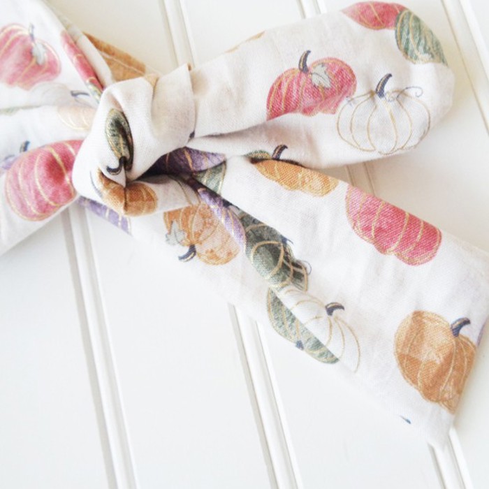 Donna Knotted Headband - Autumn Gold Pumpkins