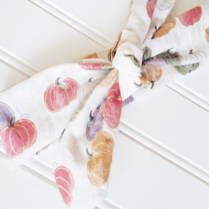 Donna Knotted Headband - Autumn Gold Pumpkins