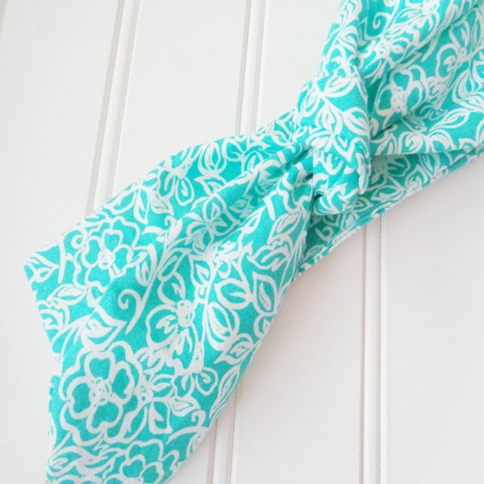 Donna Knotted Headband - White Flowers on Teal