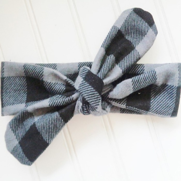 Donna Flannel Knotted Headband - Black and Gray Buffalo