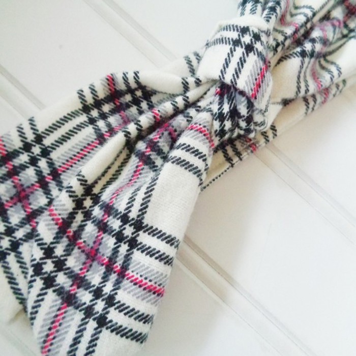 Donna Flannel Knotted Headband - Pink and Black Plaid