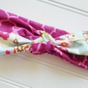  Knotted Headband - Maroon Quartrefoil with Floral on Blue