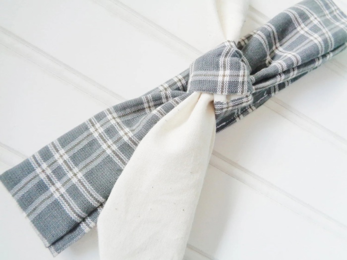Knotted Headband - Muslin with Gray Plaid