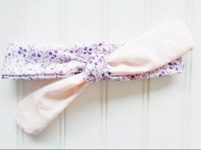 Knotted Headband - Purple Floral with Dots on Peach