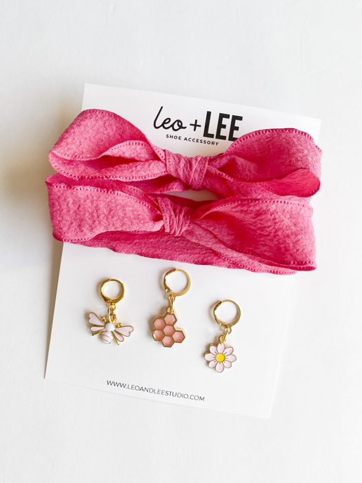 Hot Pink SHoe Laces with Honeycomb, Flower & Bee Charm Set