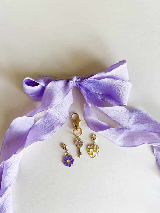 Lavender Shoe Laces with Flower, Key & Heart Charm Set
