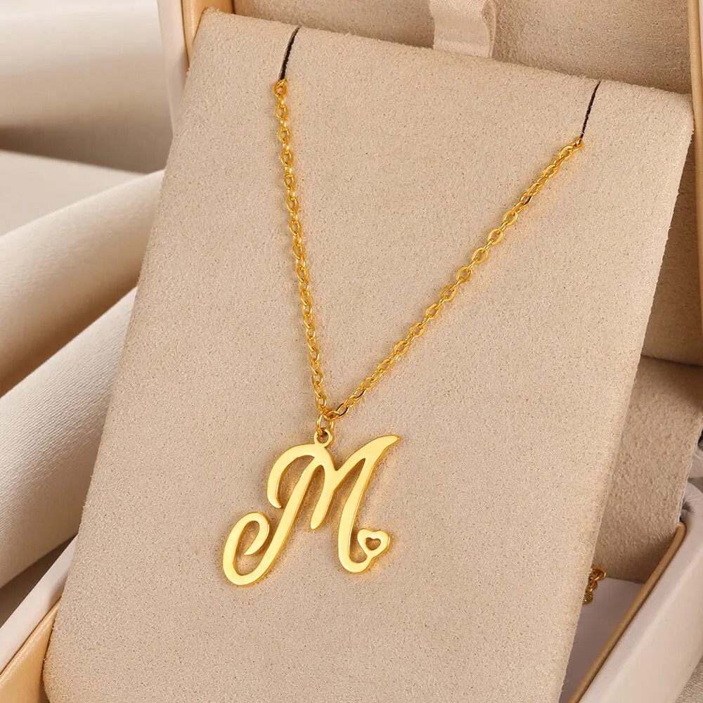 Personalized Initial Necklace - Vintage Charm & Elegance