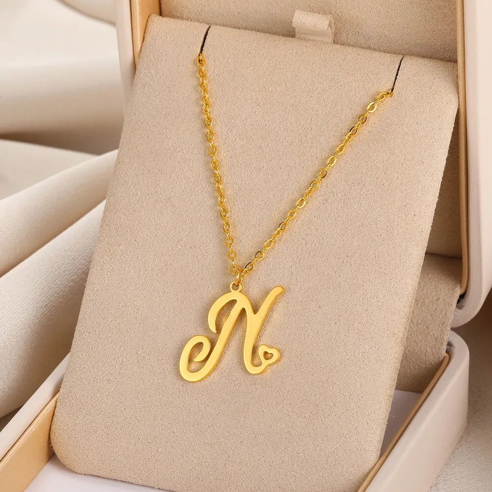 Personalized Initial Necklace - Vintage Charm & Elegance