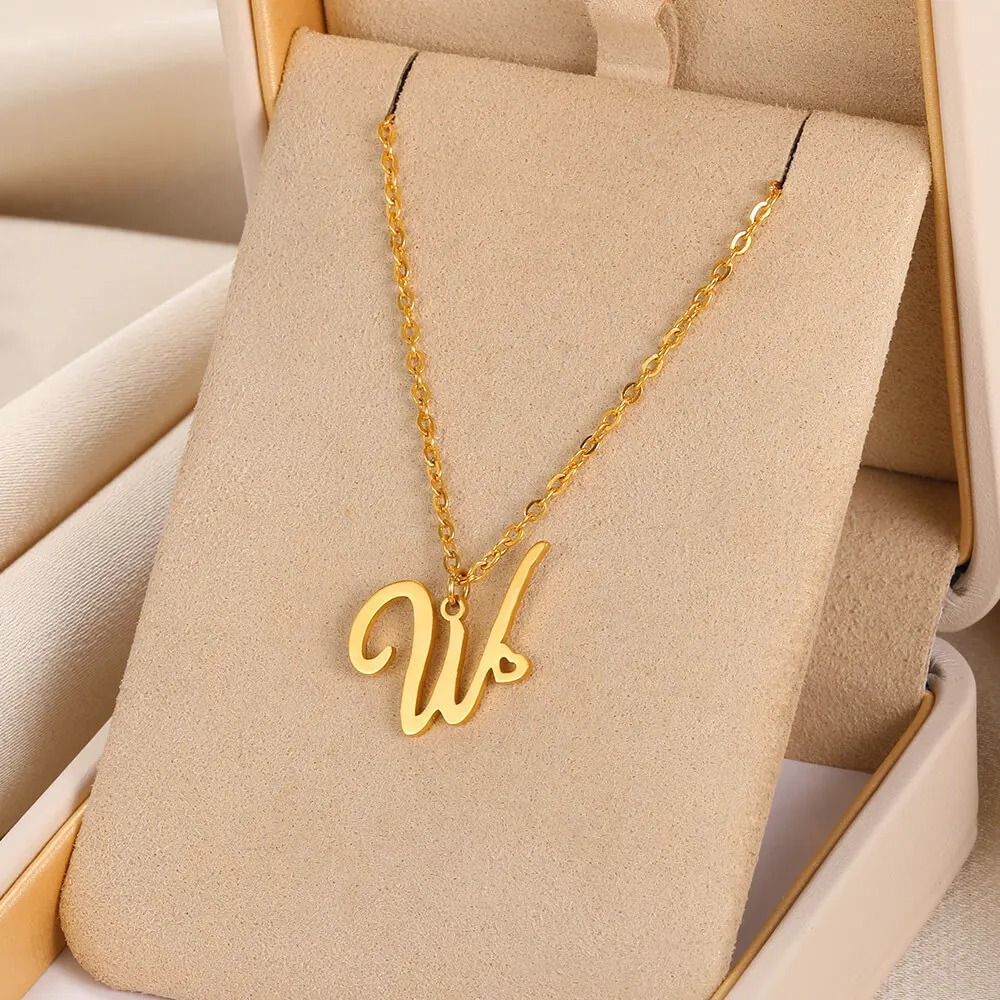 Personalized Initial Necklace - Vintage Charm & Elegance