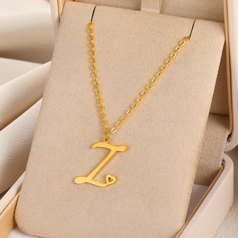 Personalized Initial Necklace - Vintage Charm & Elegance