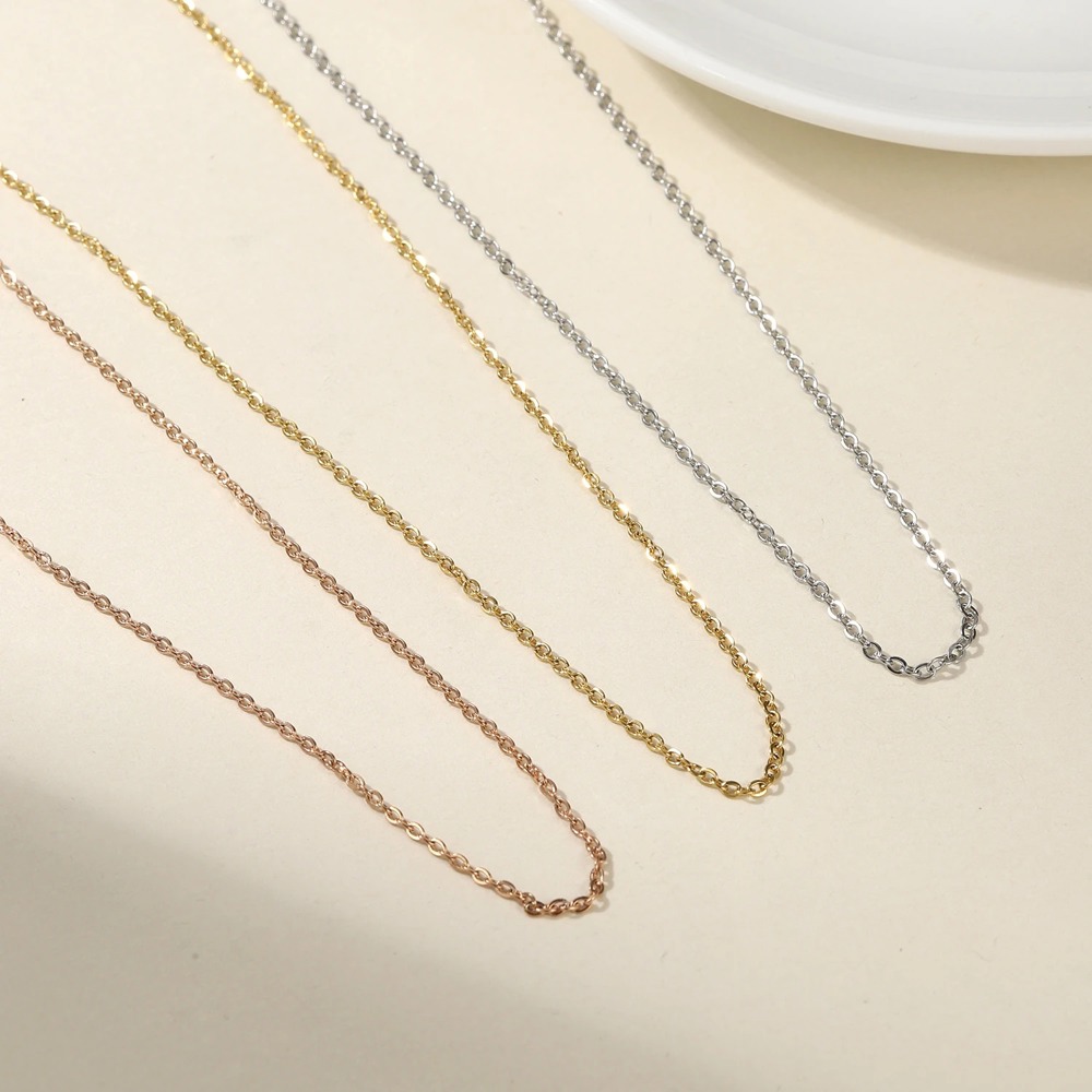 Luxurious 18K Gold Chain Necklace