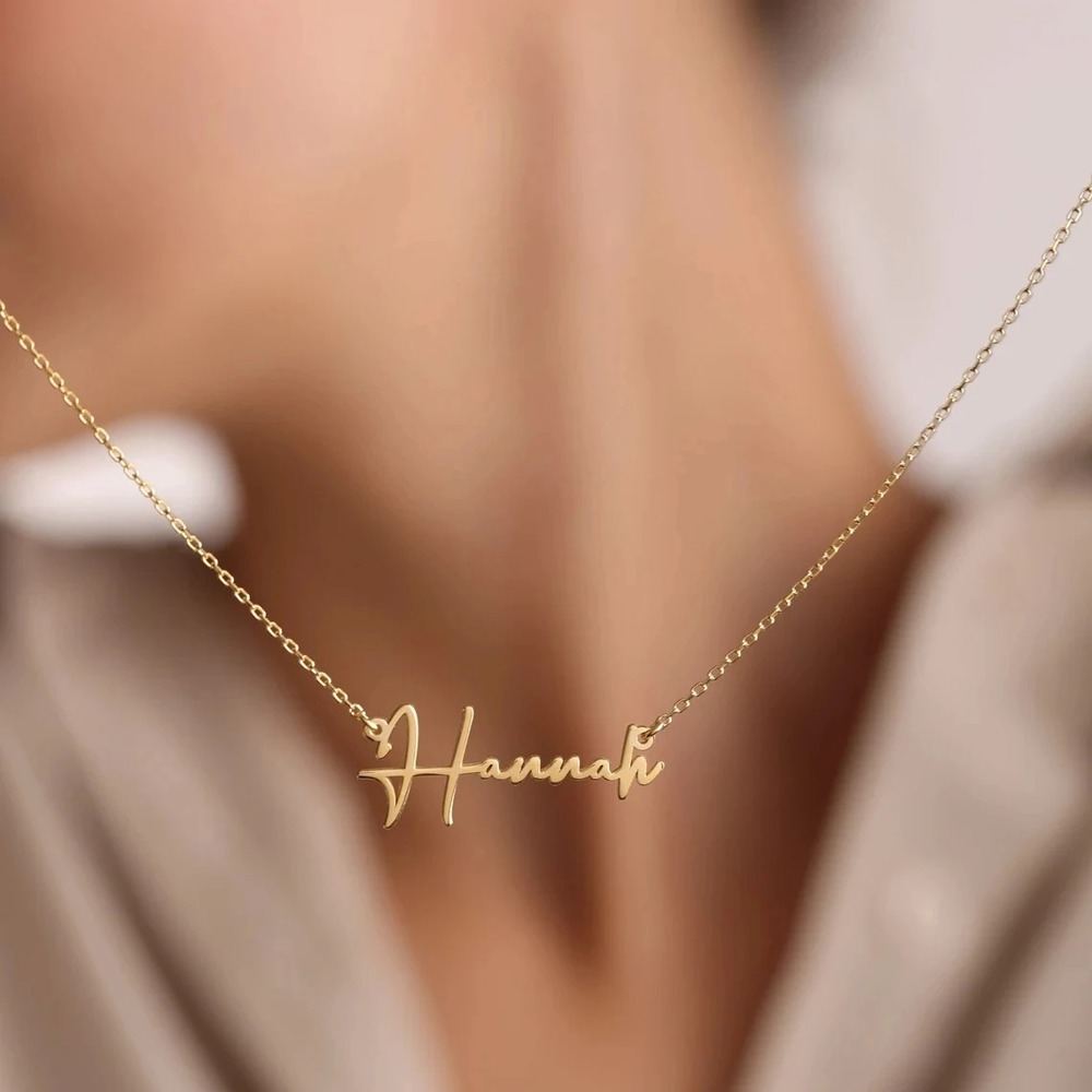 Personalized Pacifico Name Necklace - Elegant Gold Finish