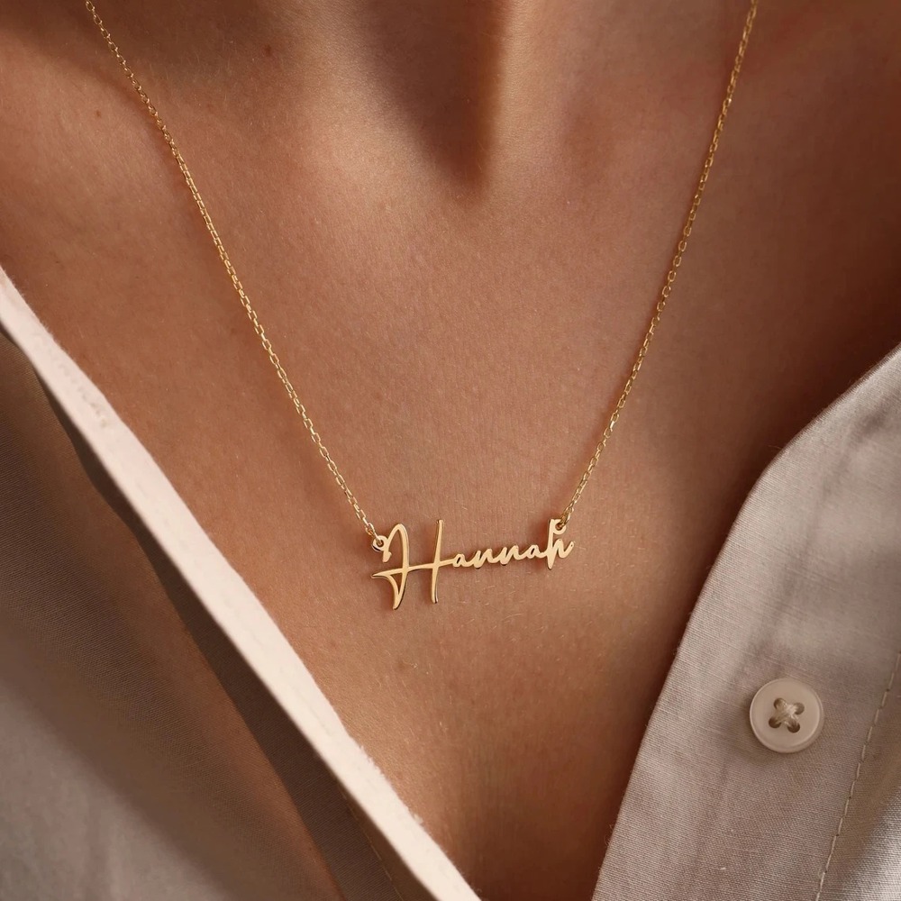 Personalized Pacifico Name Necklace - Elegant Gold Finish