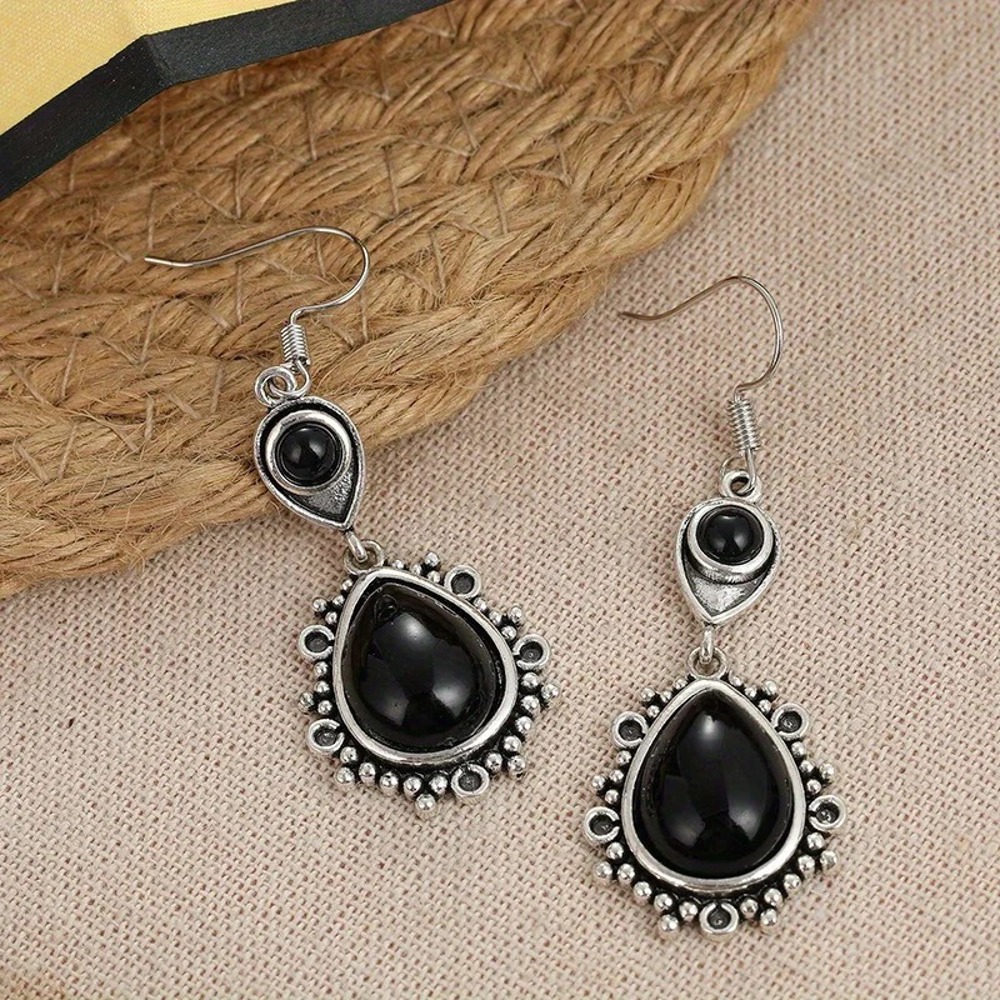 Bohemian Water Drop Earrings - Chic & Elegant