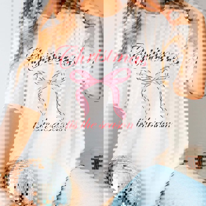 Christmas Tis the Season Bow Comfort Color Graphic Tee