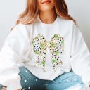  Gold Lined Shamrock Bow Graphic Sweatshirt