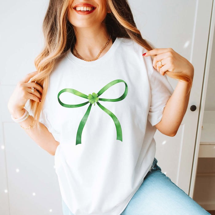 Green Bow With Shamrock Bella Graphic Tee