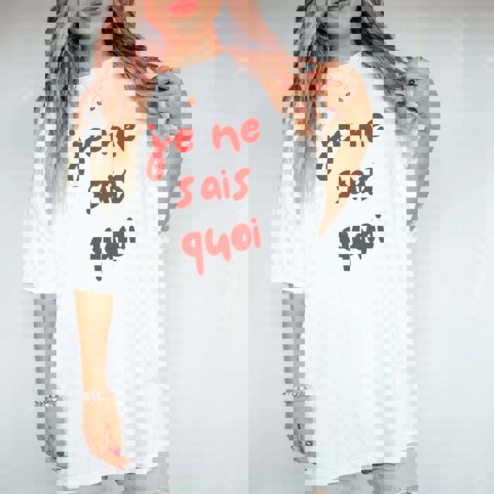 je ne sais quoi Graphic Comfort Color Tee