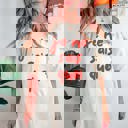 XL Ivory je ne sais quoi Graphic Comfort Color Tee