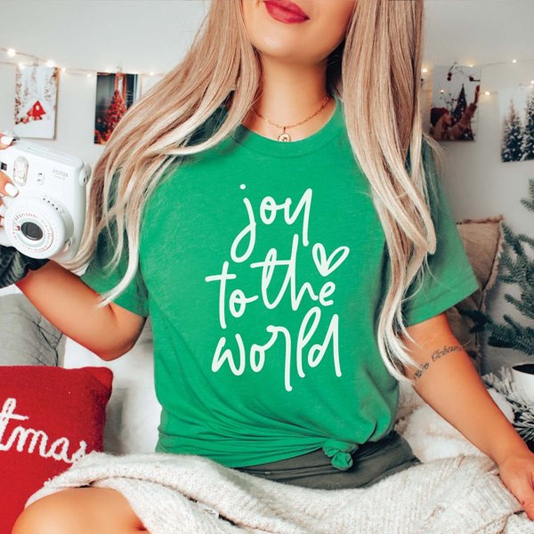 Joy To The World Heart Christmas Bella Graphic Tee