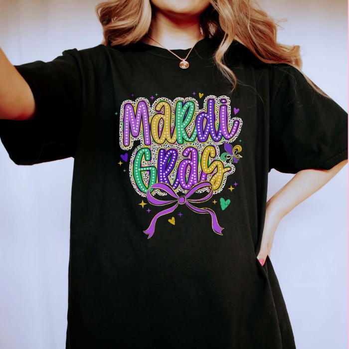 Mardi Gras With Bow Comfort Color Tee