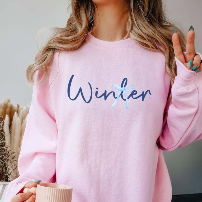 Winter Bow Graphic Sweatshirt