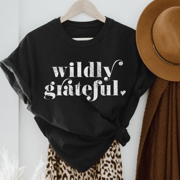 Wildly Grateful Tee