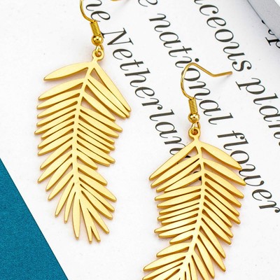 Very Carrot Graceful Leaf Drop Earrings