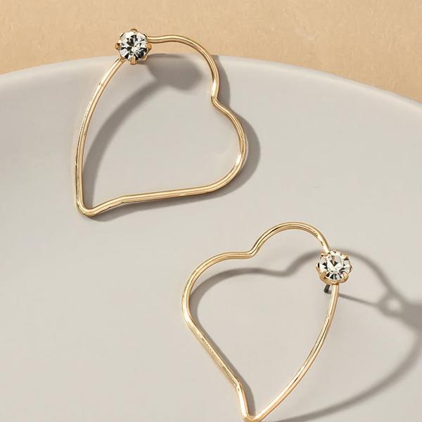 Very Carrot Thin wire heart shape earrings